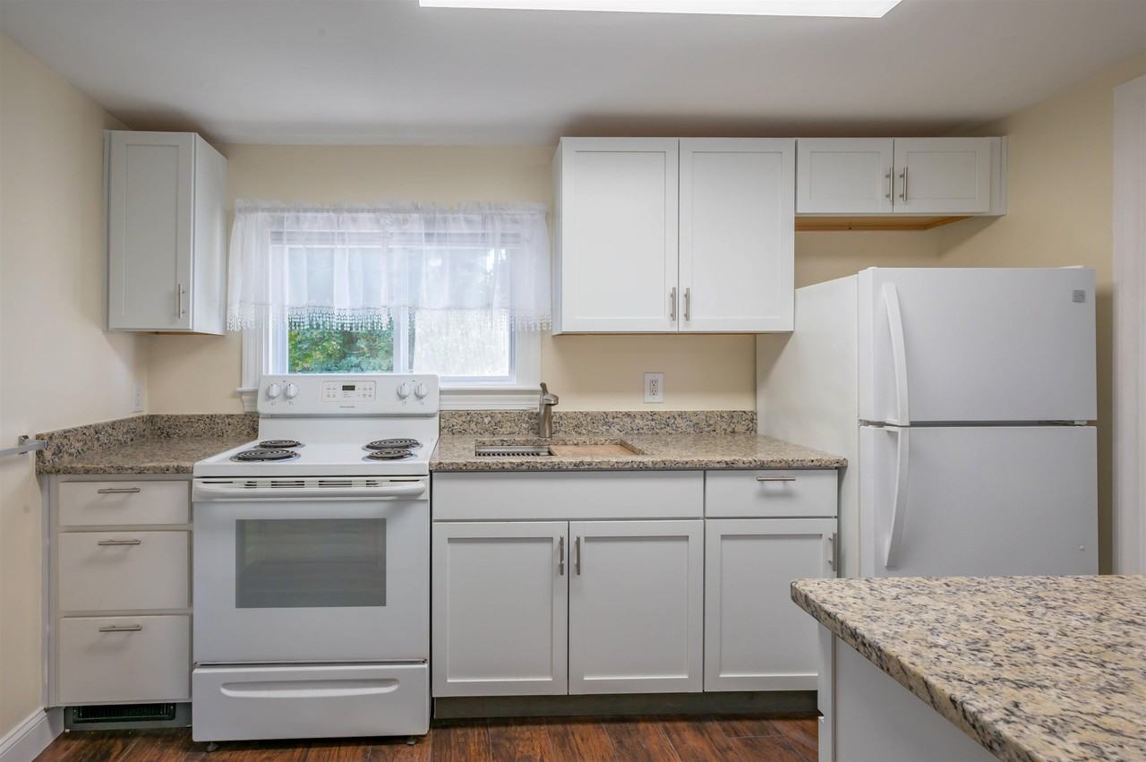 177 Chestnut St - Photo 4 of 17