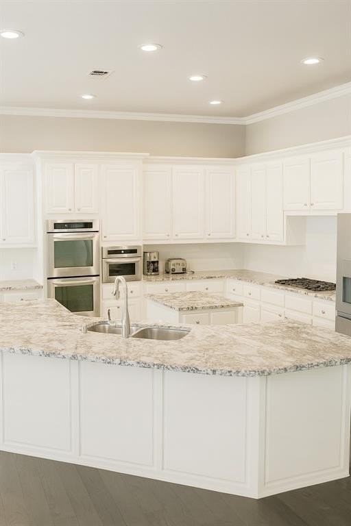 111 Yale Dr - Photo 6 of 18