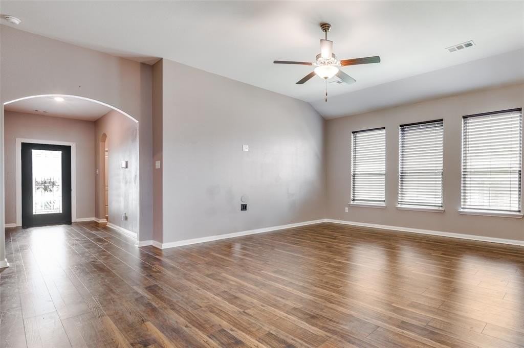 3015 Watercrest Drive - Photo 5 of 38