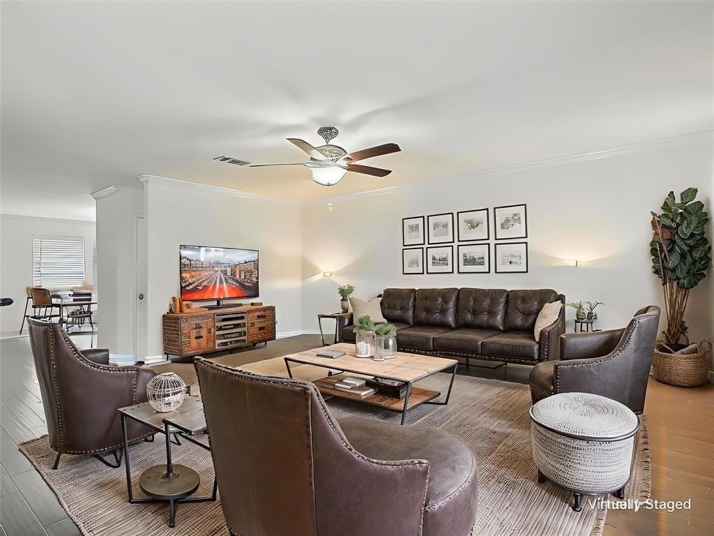 2549 Saddlehorn Dr - Photo 3 of 24