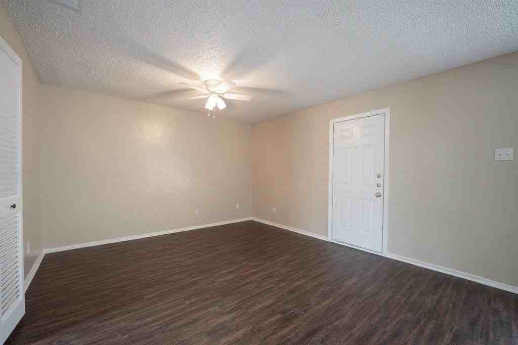 710 Pyramid Drive - Photo 5 of 15