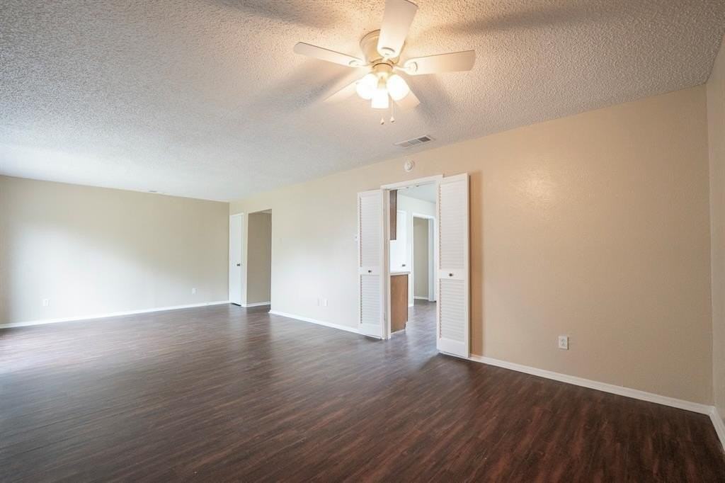 710 Pyramid Drive - Photo 6 of 15