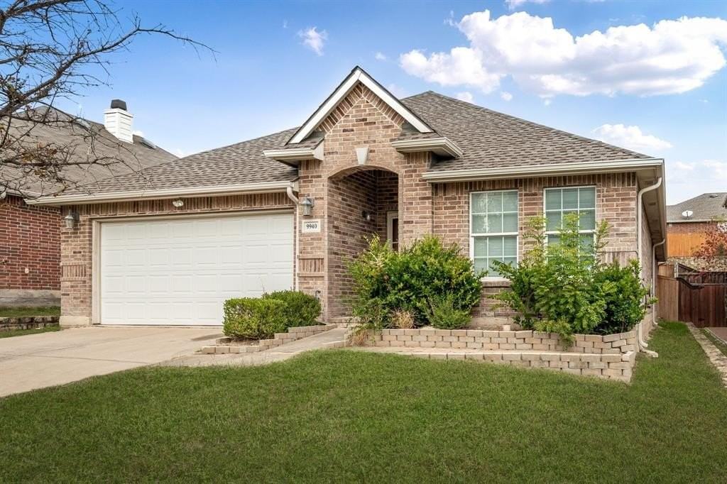 9940 Dartmouth Dr - Photo 2 of 28