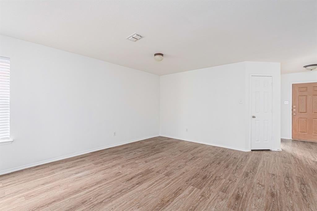 9940 Dartmouth Dr - Photo 6 of 28