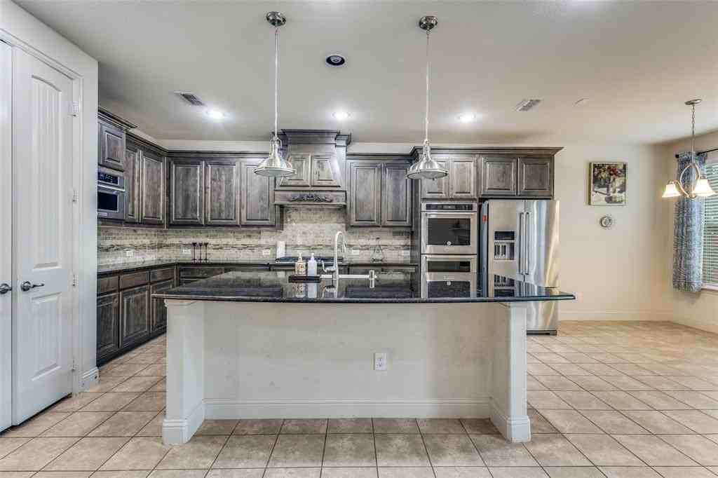 151 Darian Dr - Photo 5 of 25