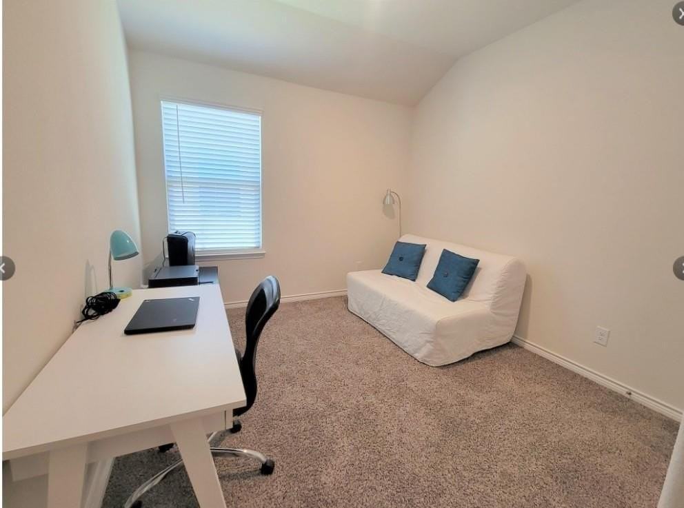 5309 Austern Avenue - Photo 6 of 17