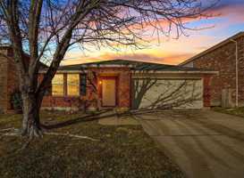 featured image of 1713 Baxter Springs Drive