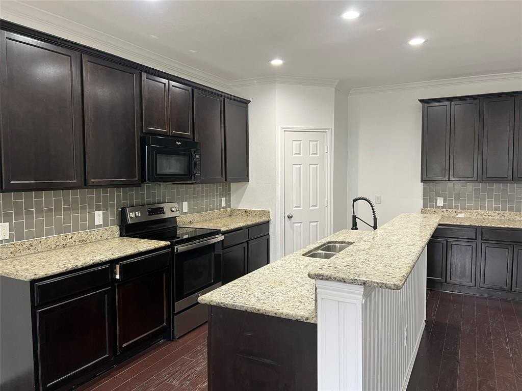 1817 Abby Creek Dr - Photo 7 of 22