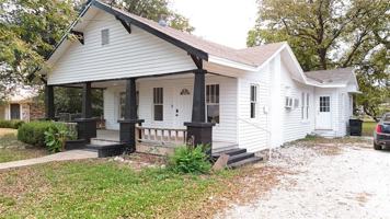 featured image of 2407 Second St