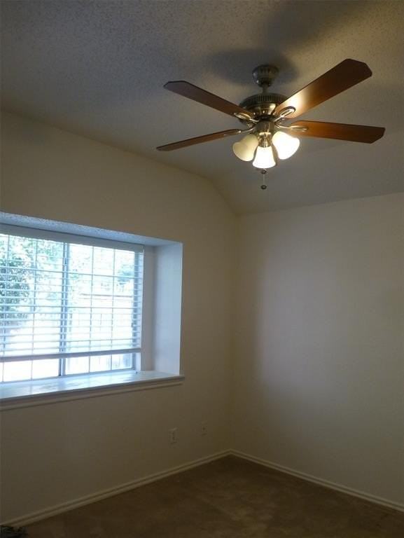 938 Winterstone Dr - Photo 5 of 8