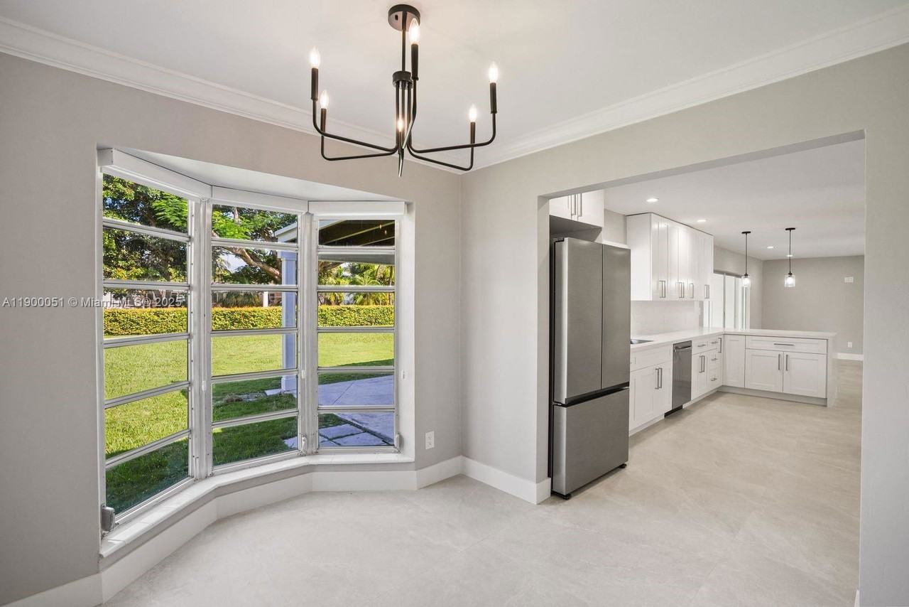 8081 Sw 139th Ter - Photo 3 of 8