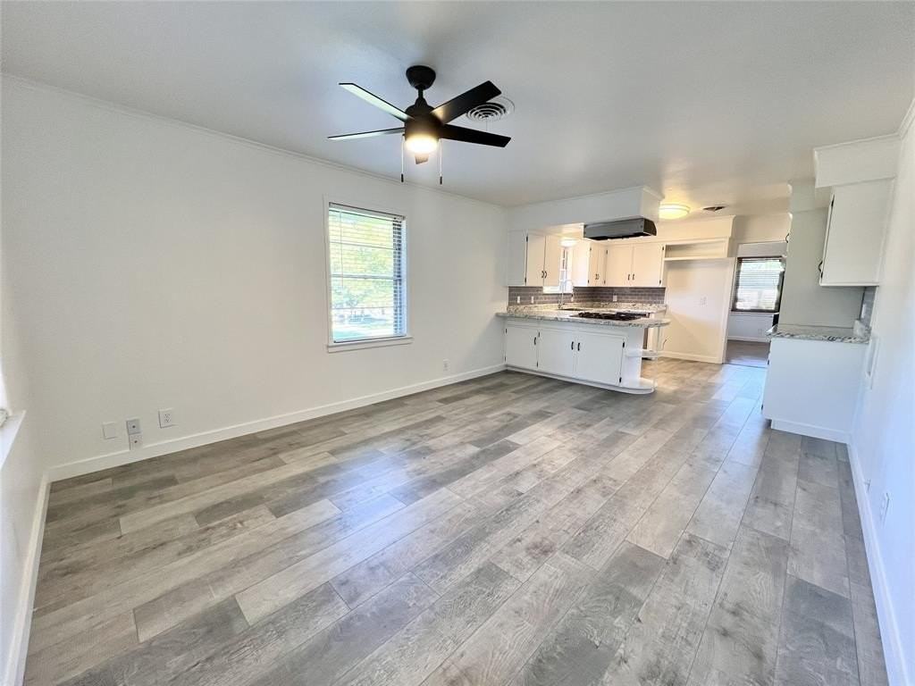 1508 Ross Ave - Photo 4 of 23