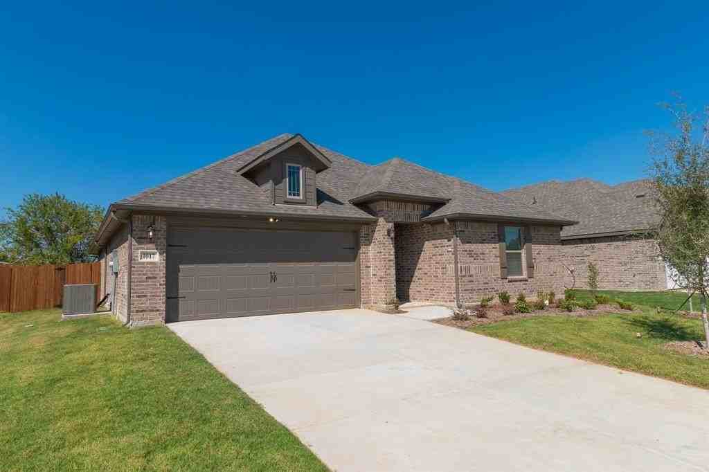 1017 Verde Valley Ln - Photo 2 of 27