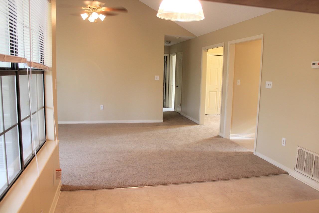 2138 Edgewood Dr - Photo 6 of 14