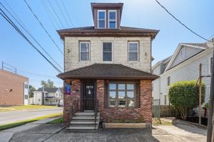 featured image of 688 N Broad St