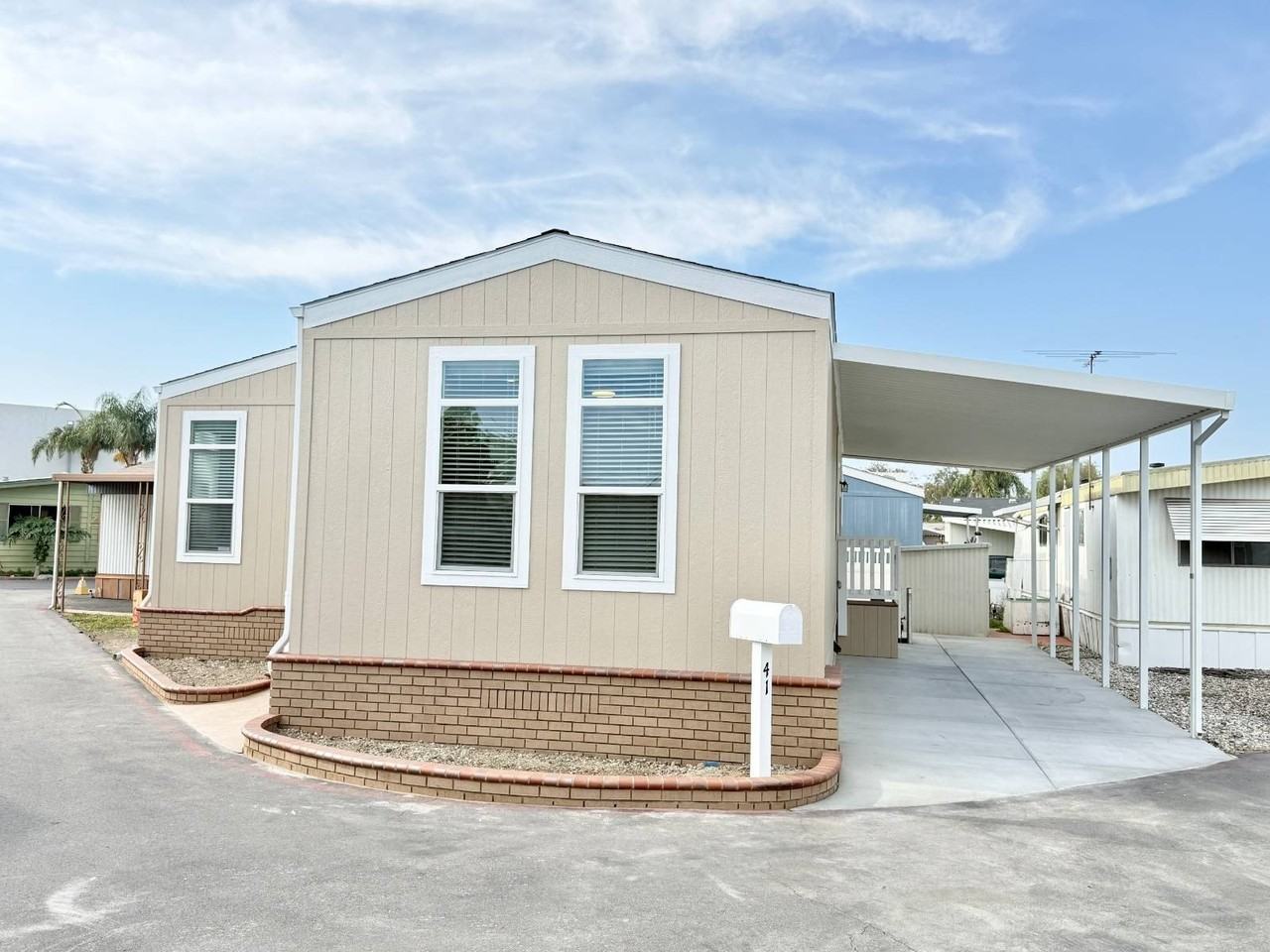 41 Spruce Via - Photo 3 of 27