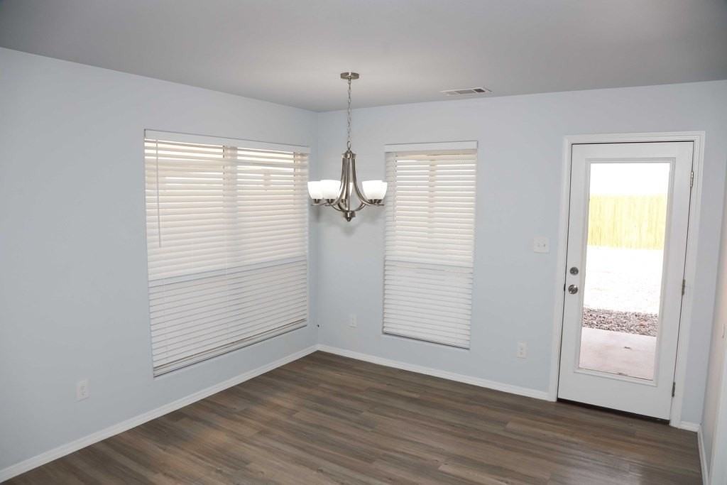 1649 Wrigley Drive - Photo 5 of 21