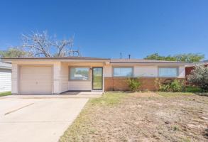 featured image of 4107 Muir St