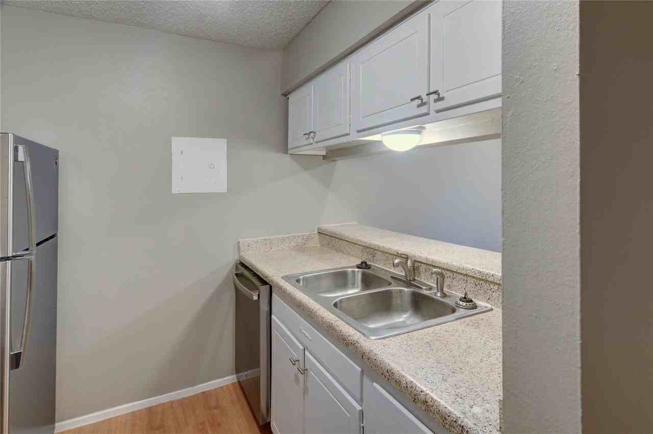 5634 Boca Raton Boulevard - Photo 4 of 16