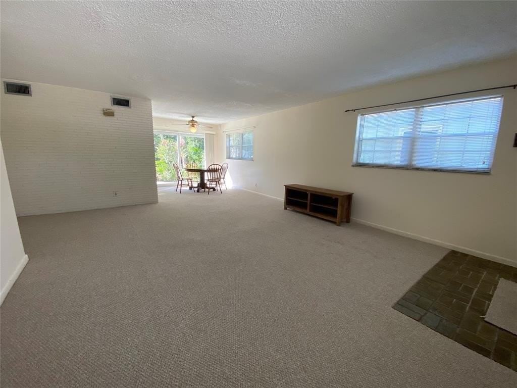 310 Sw 11th Ct - Photo 5 of 14