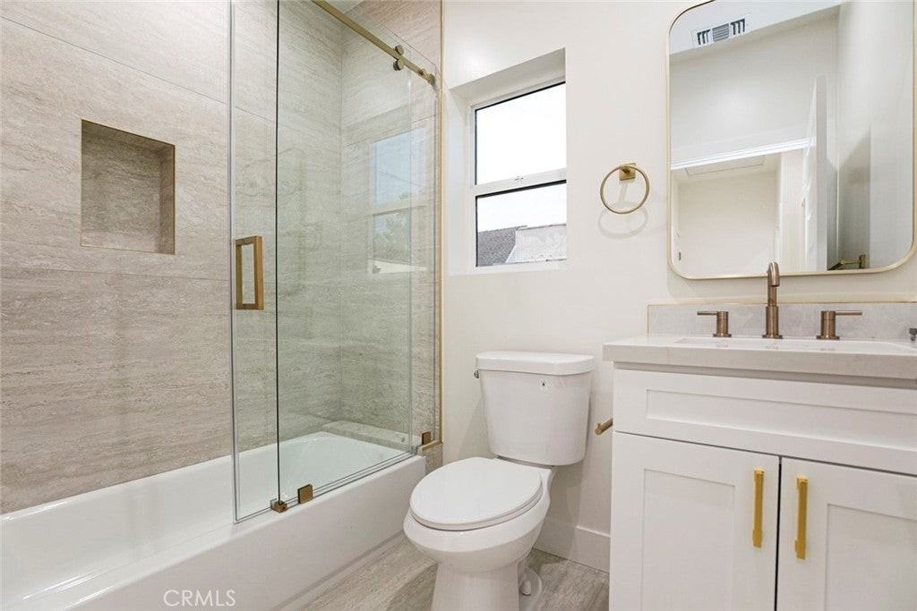 914A Geneva St - Photo 7 of 23