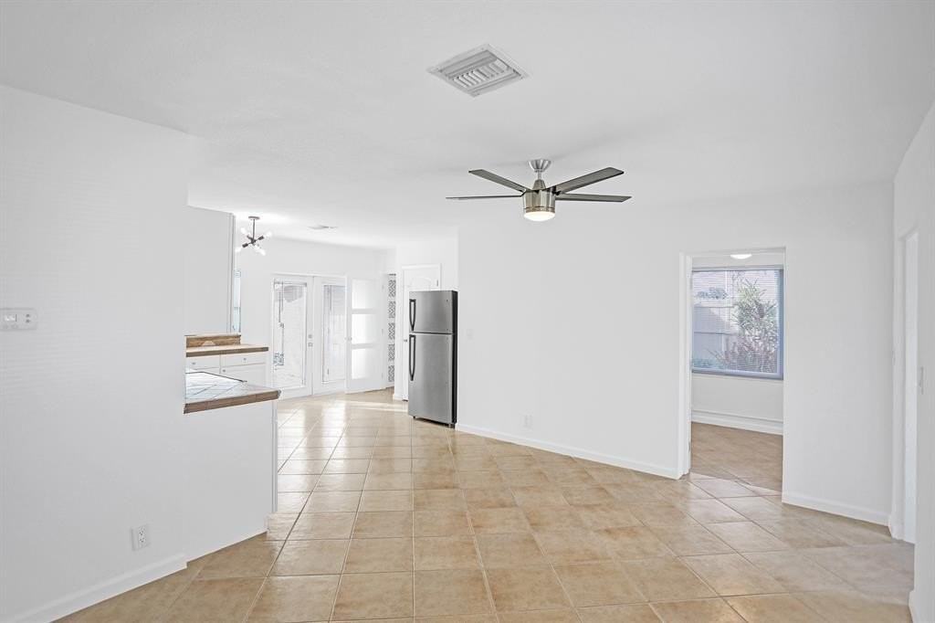 651 Northeast 59th Court - Photo 5 of 31