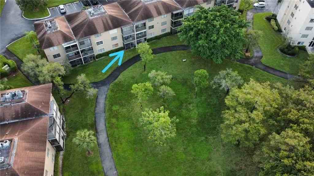 7710 Northwest 50th Street #106 - Photo 5 of 18