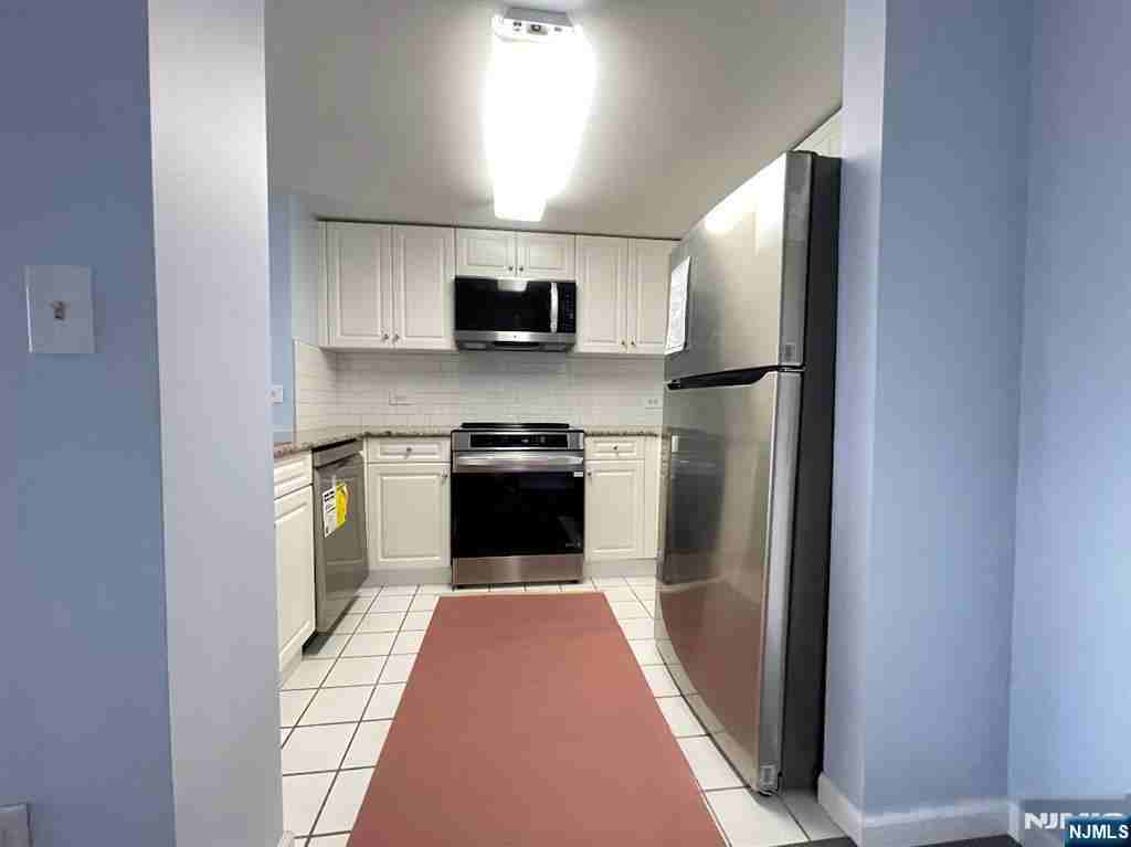 100 Old Palisade Rd - Photo 6 of 15