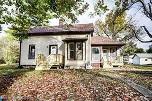 featured image of 504 2nd St