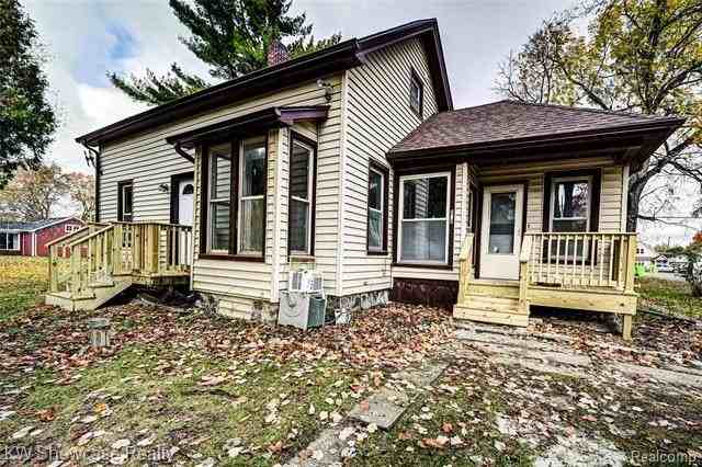 504 2nd St - Photo 3 of 41