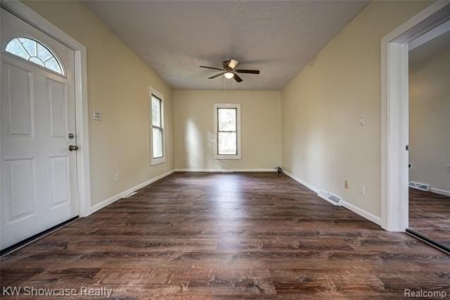 504 2nd St - Photo 5 of 41