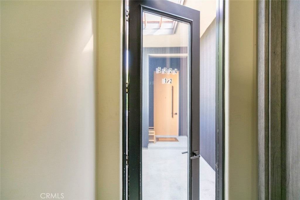 5222 Lennox Avenue - Photo 6 of 20