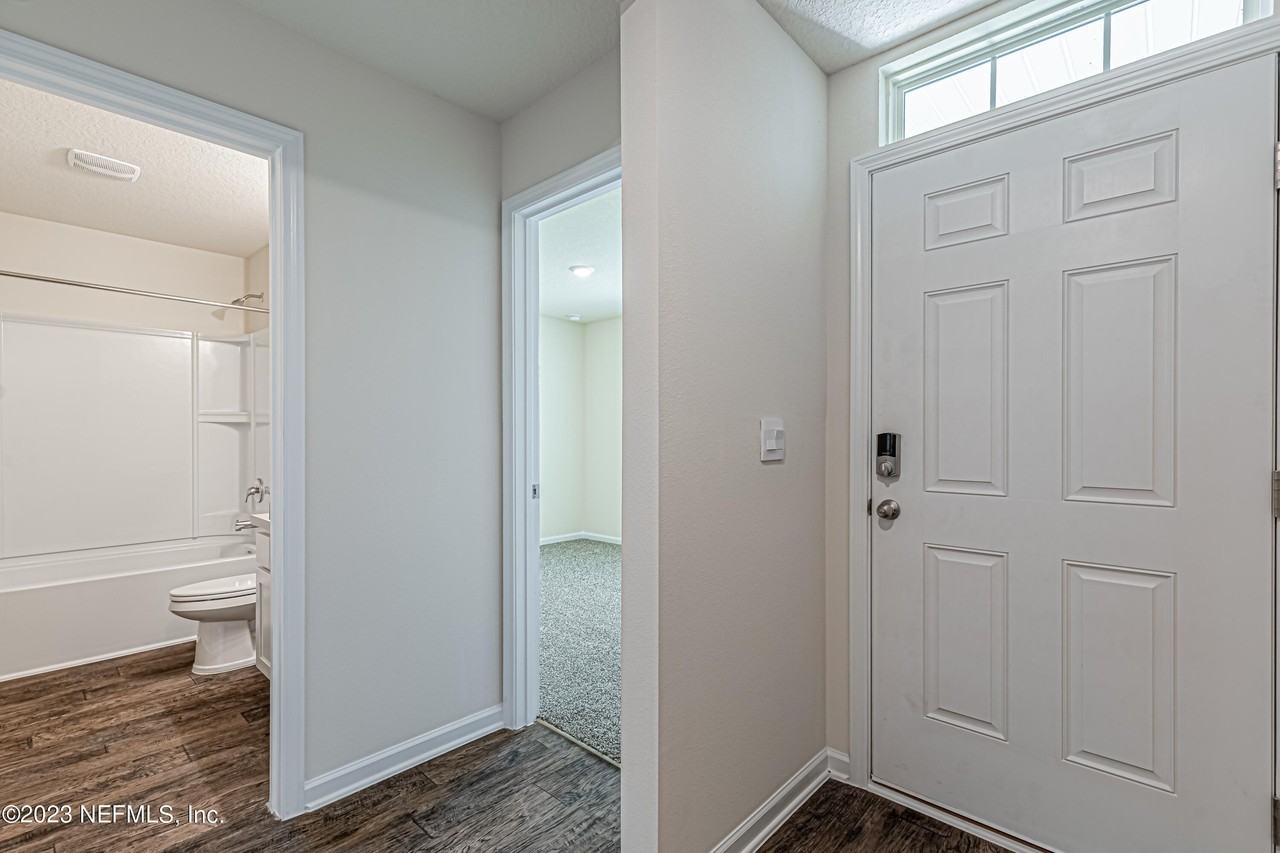 2058 Garrison Way - Photo 6 of 33