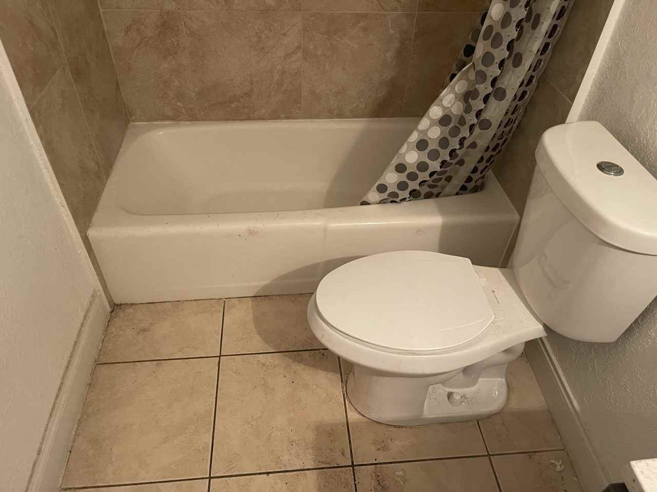 198 Southwest 15th Street - Photo 2 of 6