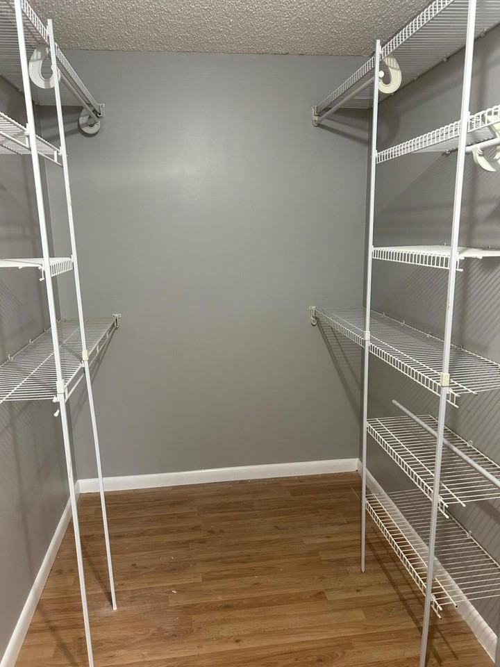 10084 Boynton Place Cir - Photo 7 of 17