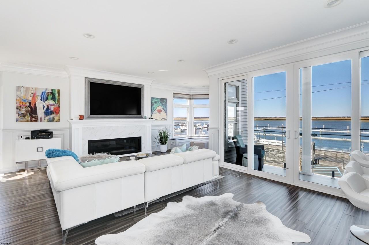 9416 Amherst Ave - Photo 2 of 50