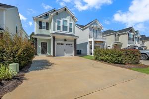 featured image of 458 Grand Oaks Rd