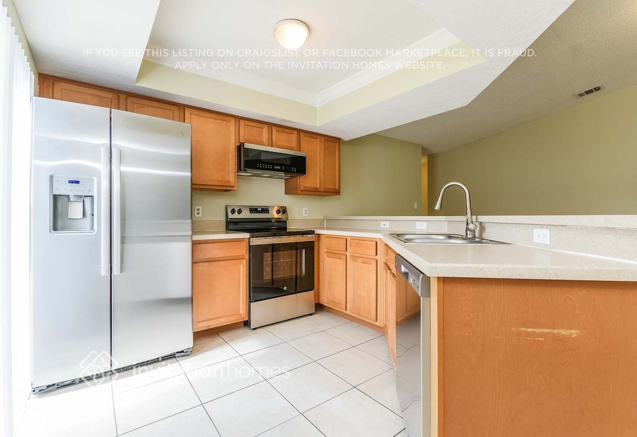 11504 Kazimer Dr - Photo 5 of 17