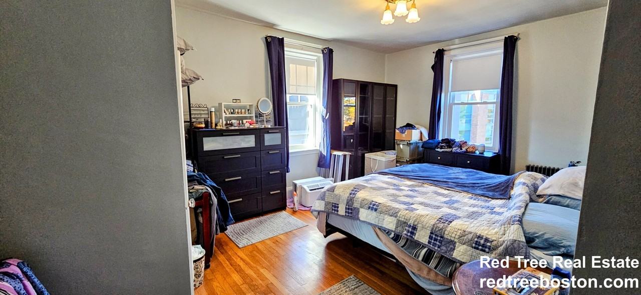 52 Babcock St #5 - Photo 3 of 12