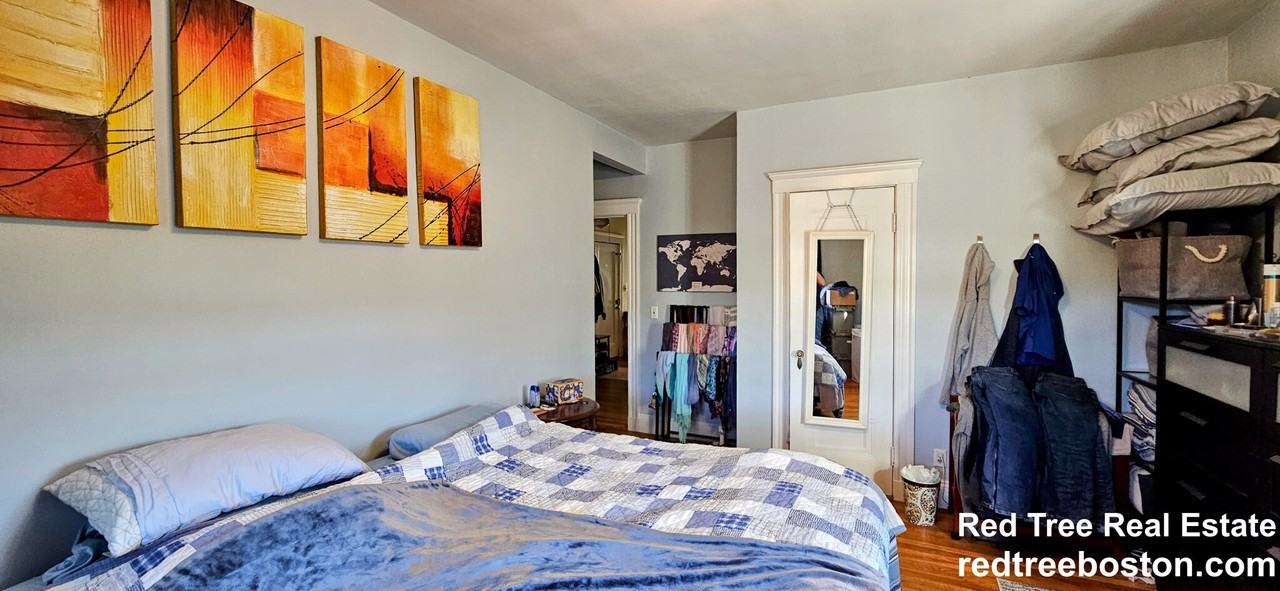 52 Babcock St #5 - Photo 4 of 12