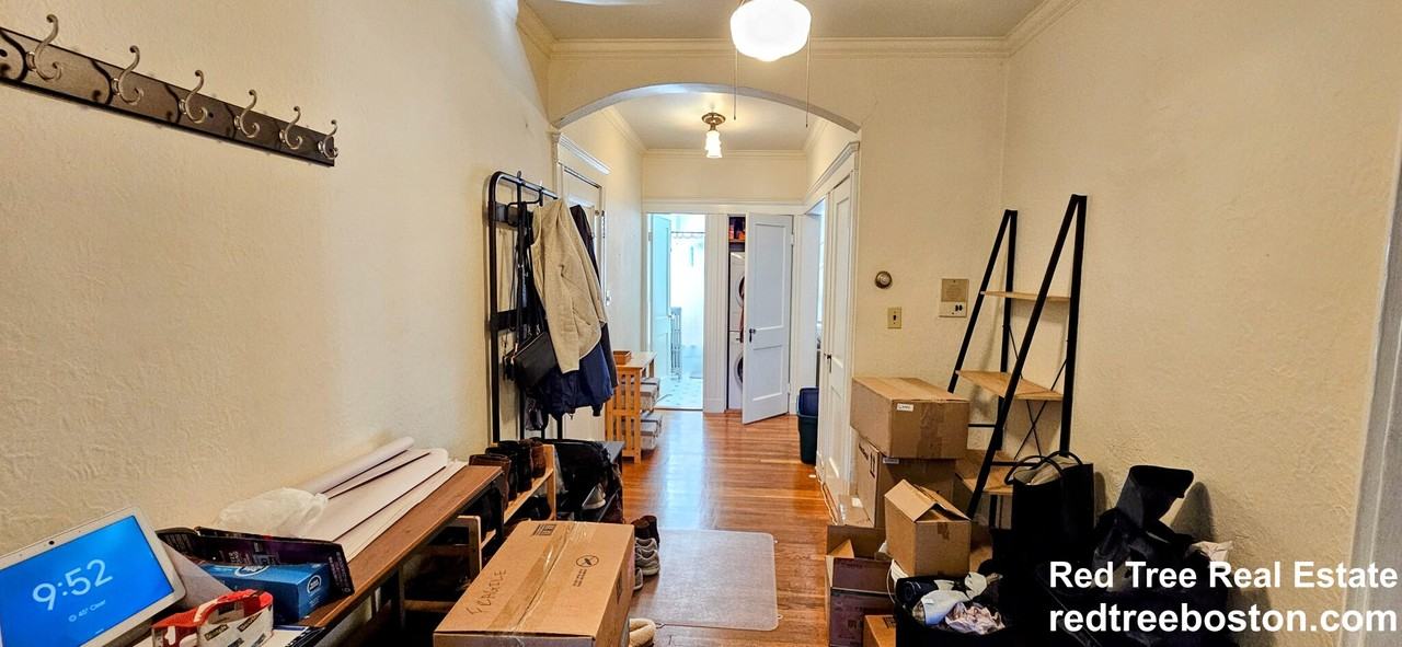 52 Babcock St #5 - Photo 5 of 12