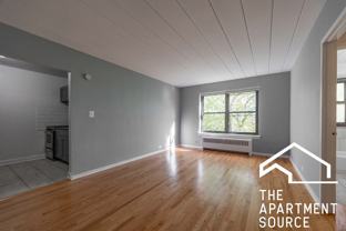 1360 W Touhy Ave #504 - Photo 1 of 1