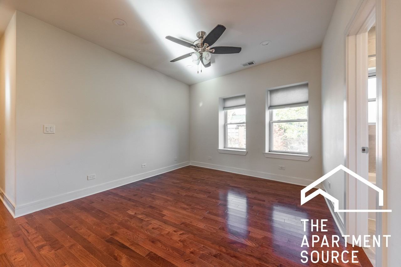 1159 W Lunt Ave #3 - Photo 2 of 16