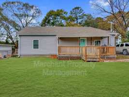 featured image of 321 Oak St