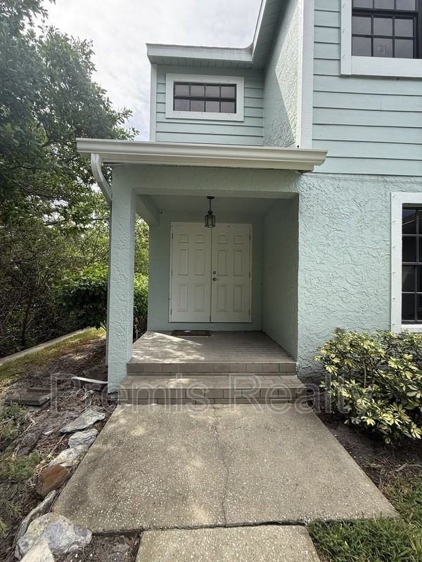 1070 Sanibel Court - Photo 3 of 49