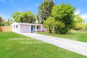 featured image of 2145 25th Ave N