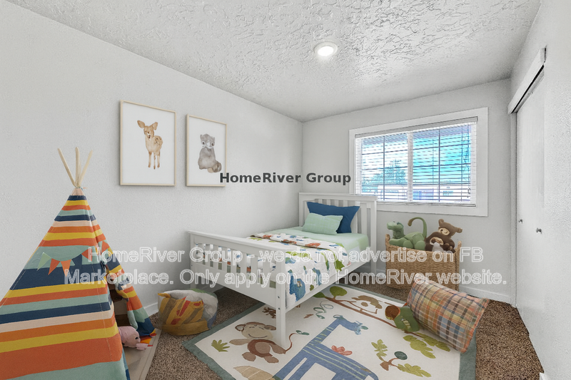 1042 Jane Street Northeast - Photo 6 of 26