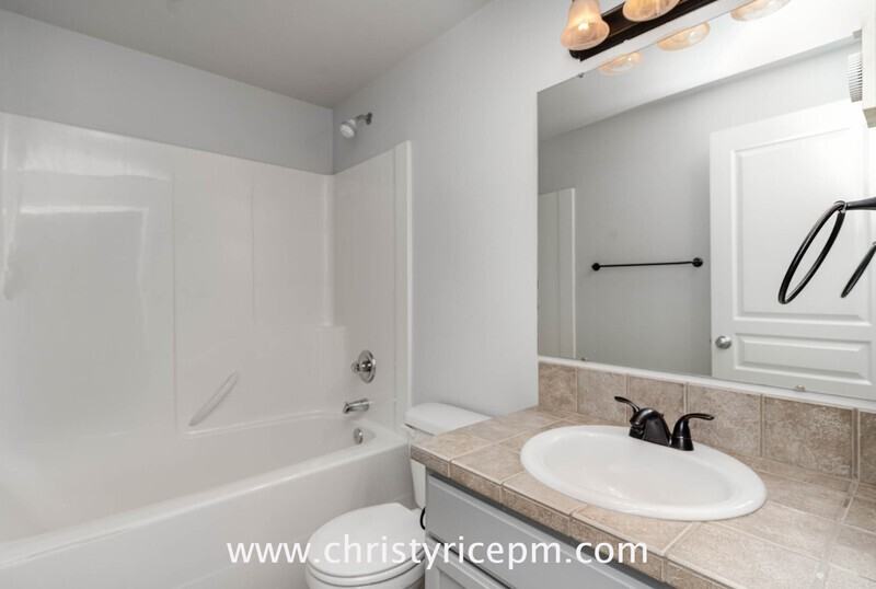 26143 242nd Court Southeast - Photo 7 of 16