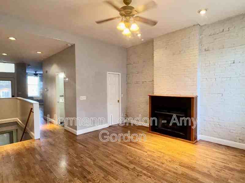 1714 S Tucker Blvd #B - Photo 4 of 17