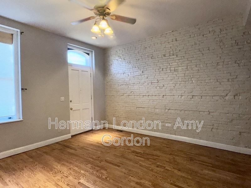 1714 S Tucker Blvd #B - Photo 6 of 17